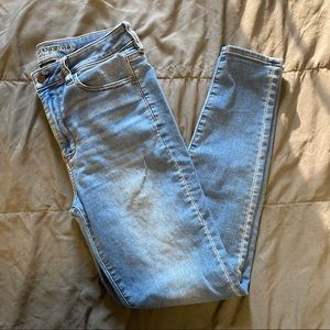 American Eagle High-Rise Jeggings
